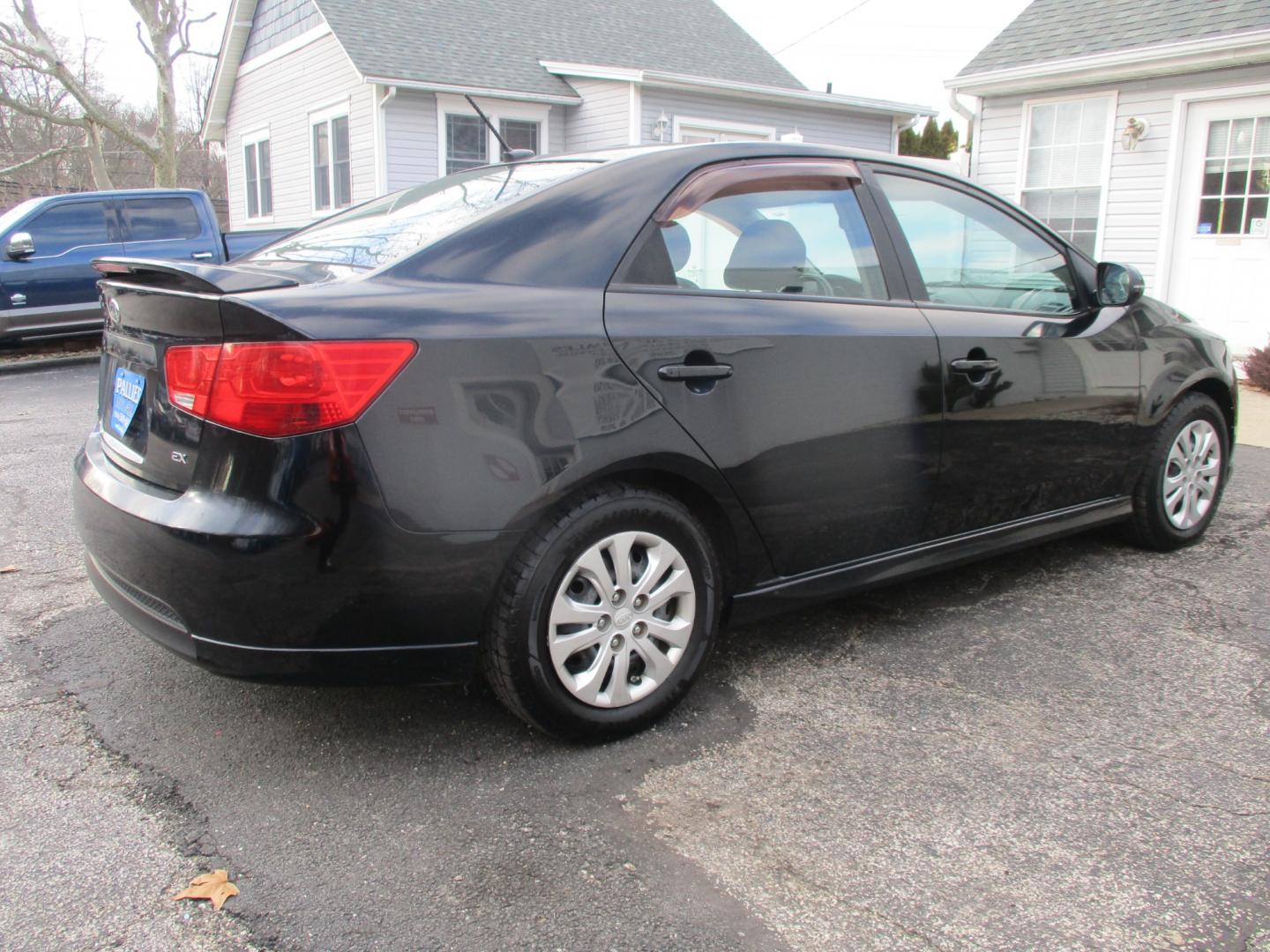 2012 BLACK Kia Forte (KNAFU4A28C5) , AUTOMATIC transmission, located at 540a Delsea Drive, Sewell, NJ, 08080, (856) 589-6888, 39.752560, -75.111206 - Photo#7